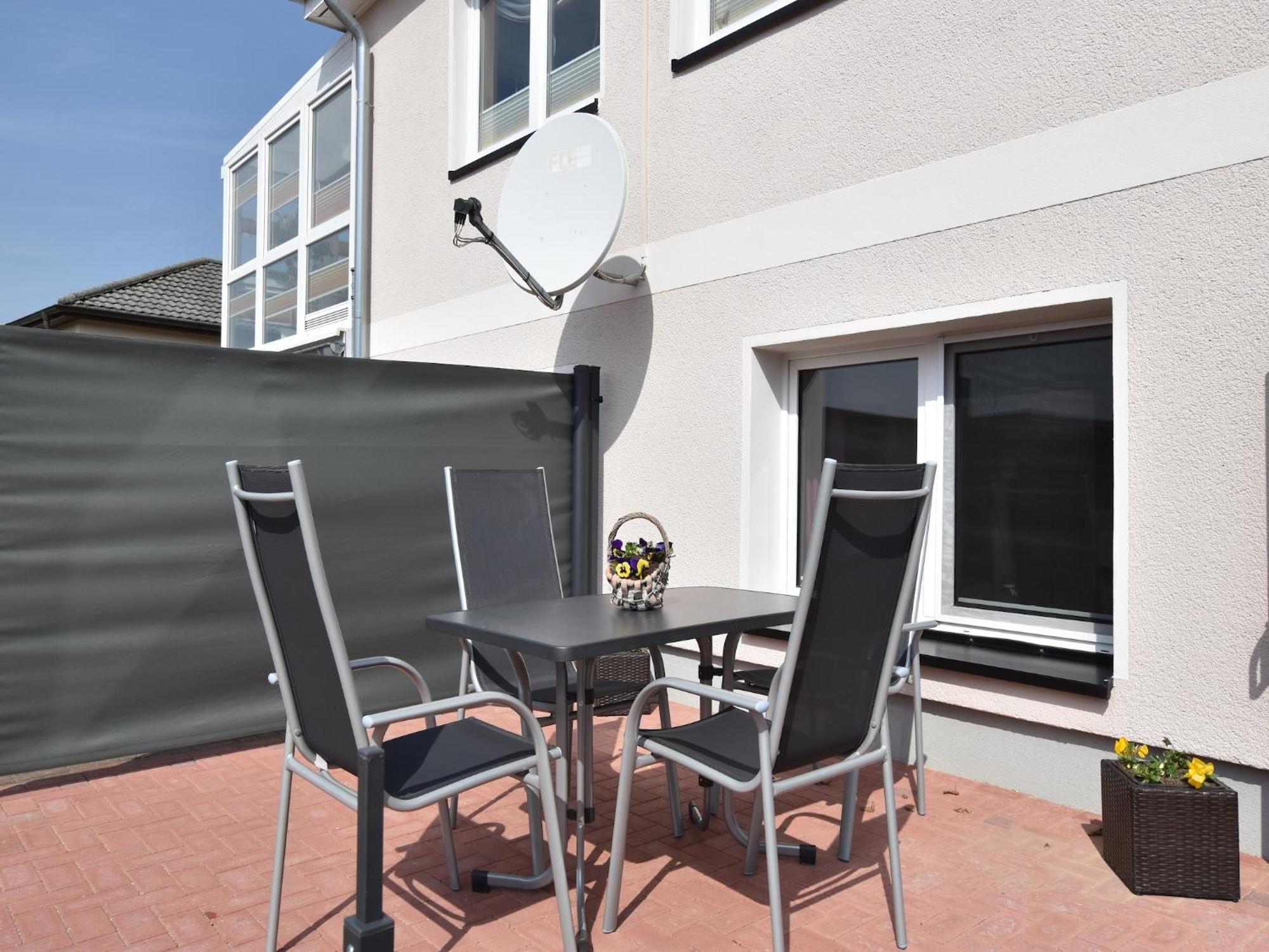 Apartment With Terrace In Warnkenhagen Warnkenhagen  Dış mekan fotoğraf